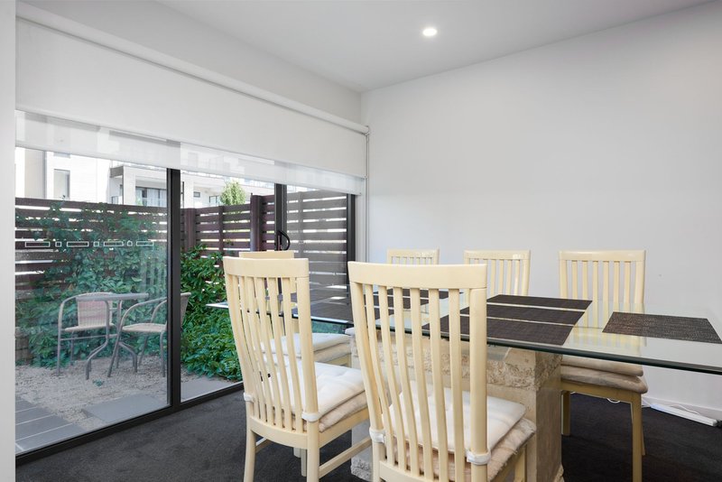 Photo - 7 Nada Way, Carrum Downs VIC 3201 - Image 6