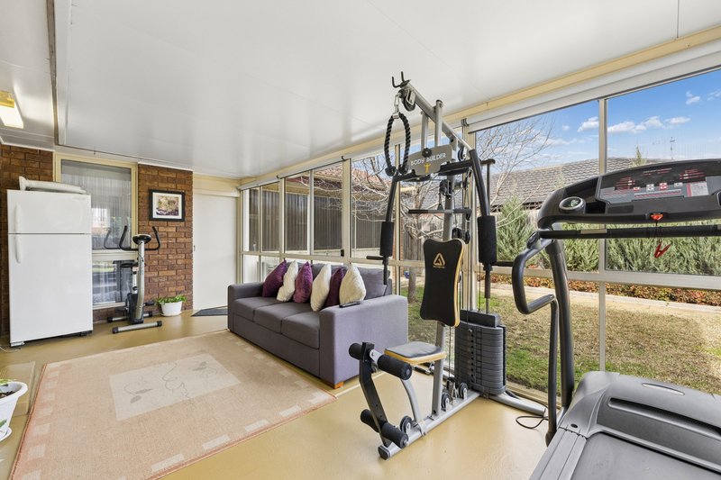 Photo - 7 Nantilla Crescent, Werribee VIC 3030 - Image 22