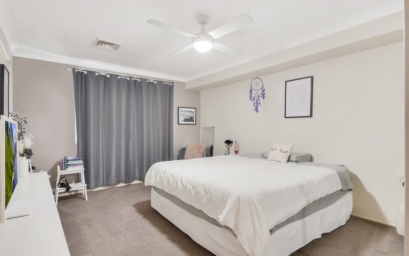 Photo - 7 Naoli Place, St Clair NSW 2759 - Image 9