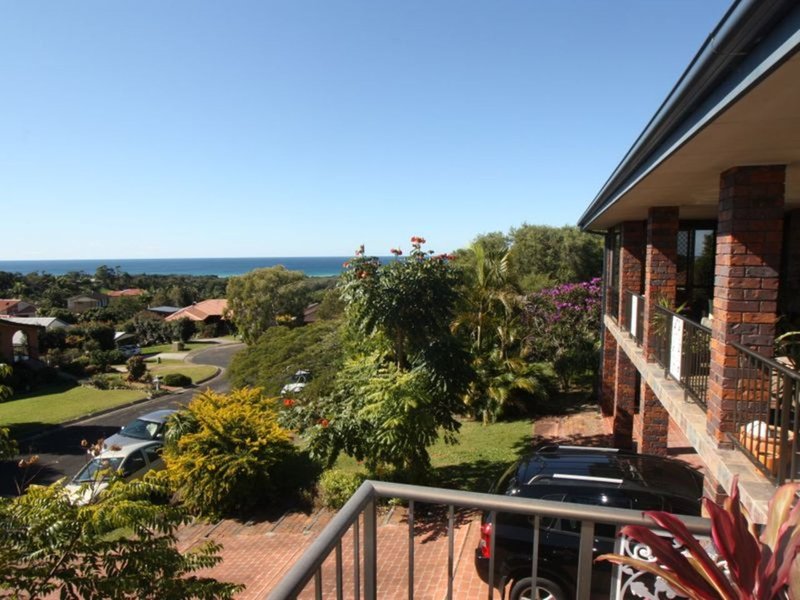 Photo - 7 Napelle Court, Ocean Shores NSW 2483 - Image