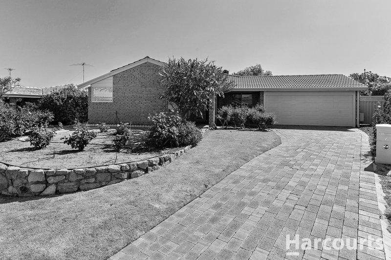 7 Napier Close, Halls Head WA 6210