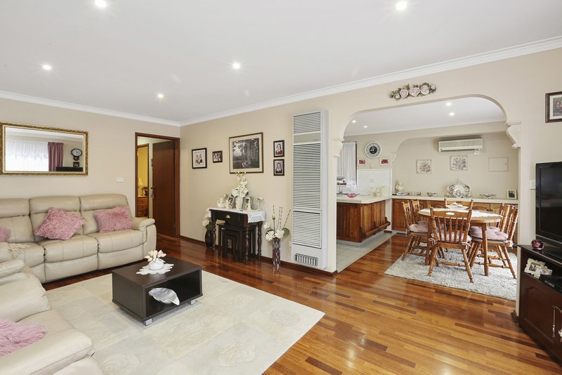 Photo - 7 Narebar Street, Bell Park VIC 3215 - Image 2