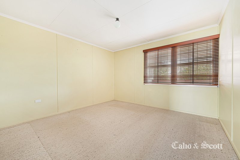 Photo - 7 Narrabri St , Brighton QLD 4017 - Image 12