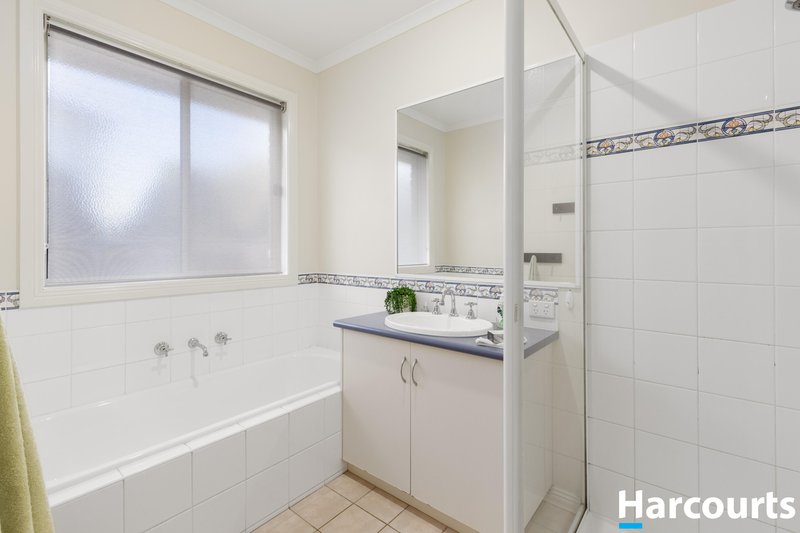 Photo - 7 Nash Court, Rowville VIC 3178 - Image 7