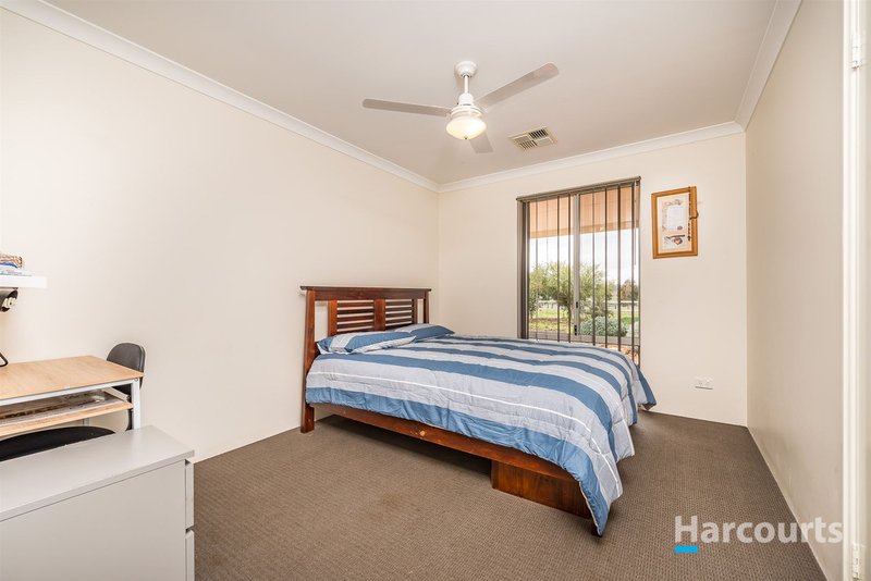 Photo - 7 Navelina Drive, Lower Chittering WA 6084 - Image 14