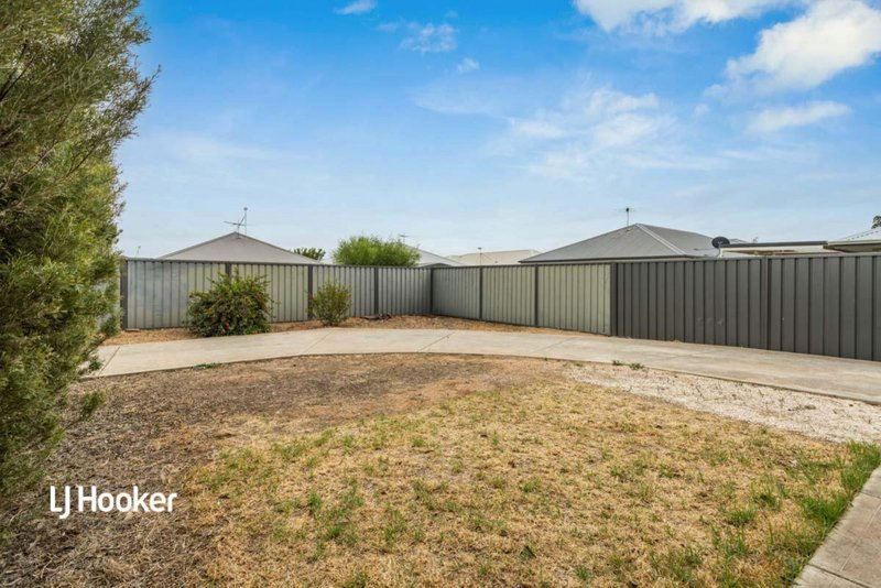 Photo - 7 Neilson Court, Munno Para West SA 5115 - Image 22