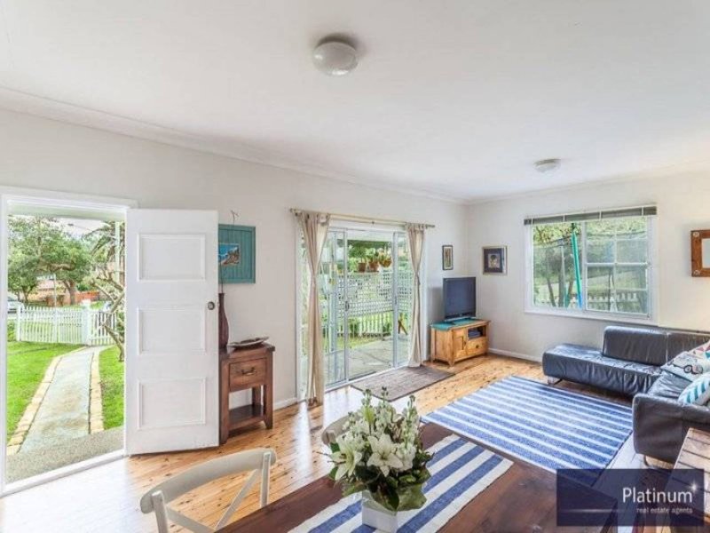 Photo - 7 Nenagh Street, North Manly NSW 2100 - Image 3