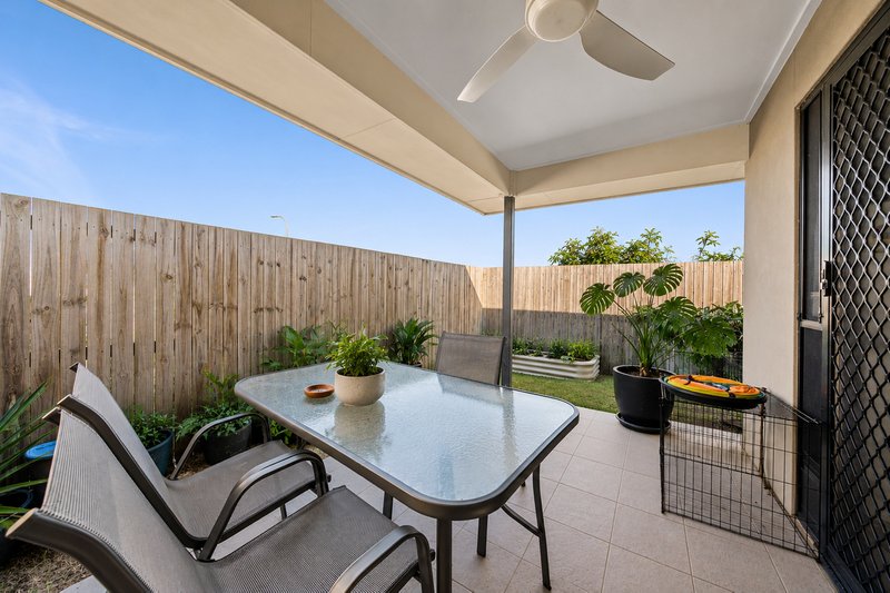 Photo - 7 Nerang Road, South Ripley QLD 4306 - Image 15