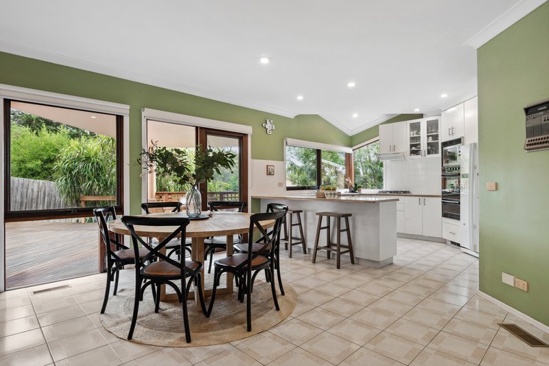 Photo - 7 Neuparth Road, Croydon North VIC 3136 - Image 5