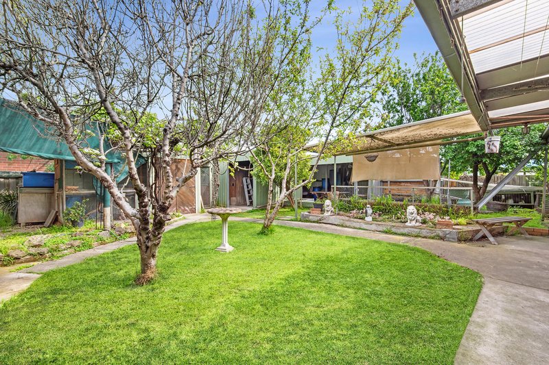 Photo - 7 Nevada Avenue, Corio VIC 3214 - Image 6