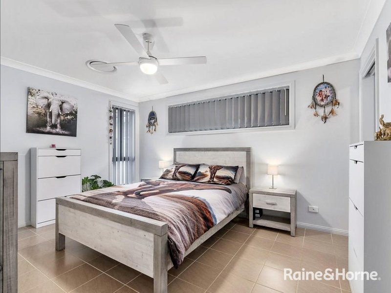 Photo - 7 Newman Street, Spring Farm NSW 2570 - Image 8