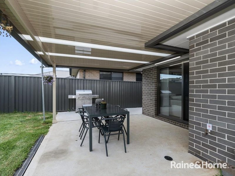 Photo - 7 Newman Street, Spring Farm NSW 2570 - Image 13