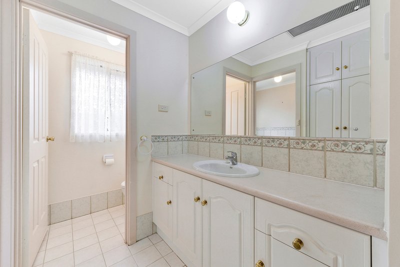 Photo - 7 Nicholas Walk, Aberfoyle Park SA 5159 - Image 7