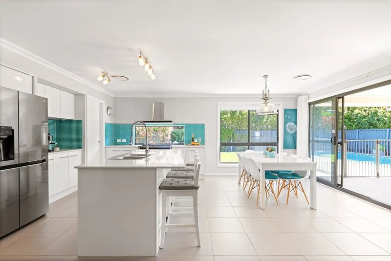 Photo - 7 Nicholls Place, Barden Ridge NSW 2234 - Image 2