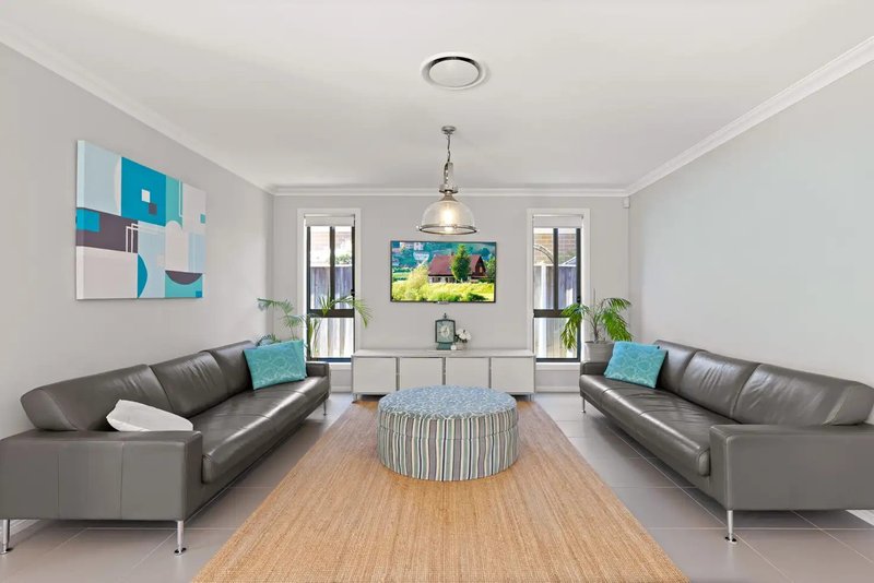 Photo - 7 Nicholls Place, Barden Ridge NSW 2234 - Image 3