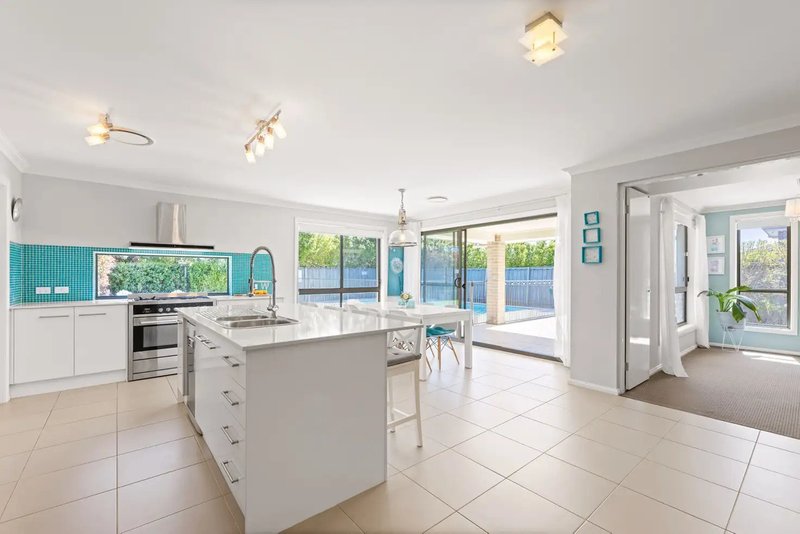 Photo - 7 Nicholls Place, Barden Ridge NSW 2234 - Image 5