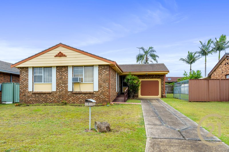 7 Nigel Place, Macquarie Fields NSW 2564