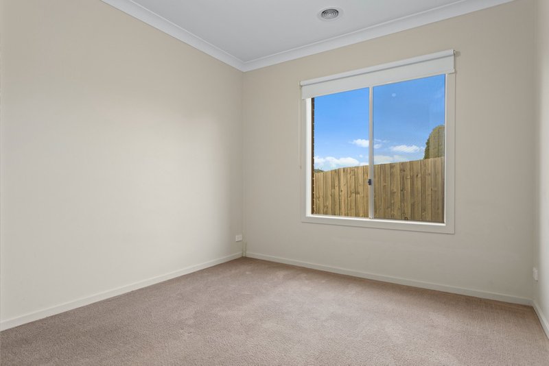 Photo - 7 Nissoria Avenue, Mernda VIC 3754 - Image 9