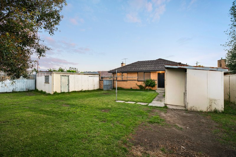 Photo - 7 Norfolk Court, Fawkner VIC 3060 - Image 13