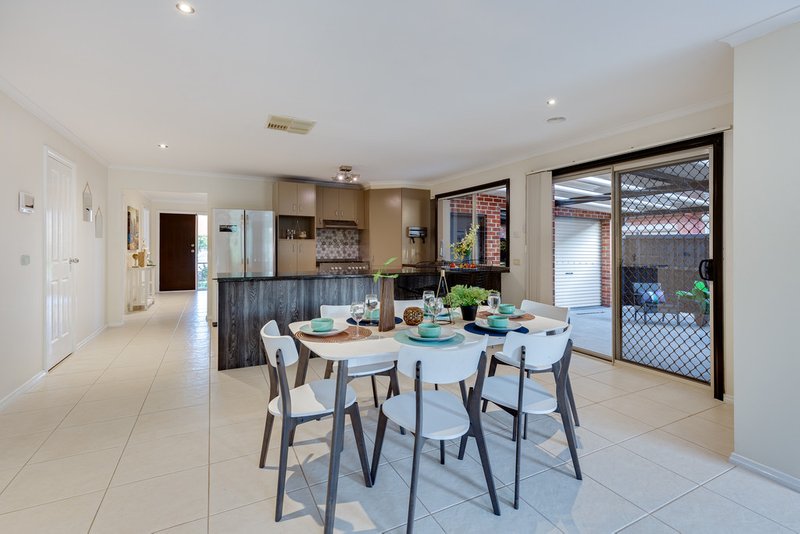 Photo - 7 North Haven Drive, Epping VIC 3076 - Image 5