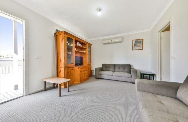 Photo - 7 Nowra Court, Norlane VIC 3214 - Image 5