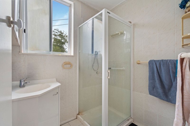 Photo - 7 Oakland Avenue, Woodridge QLD 4114 - Image 9