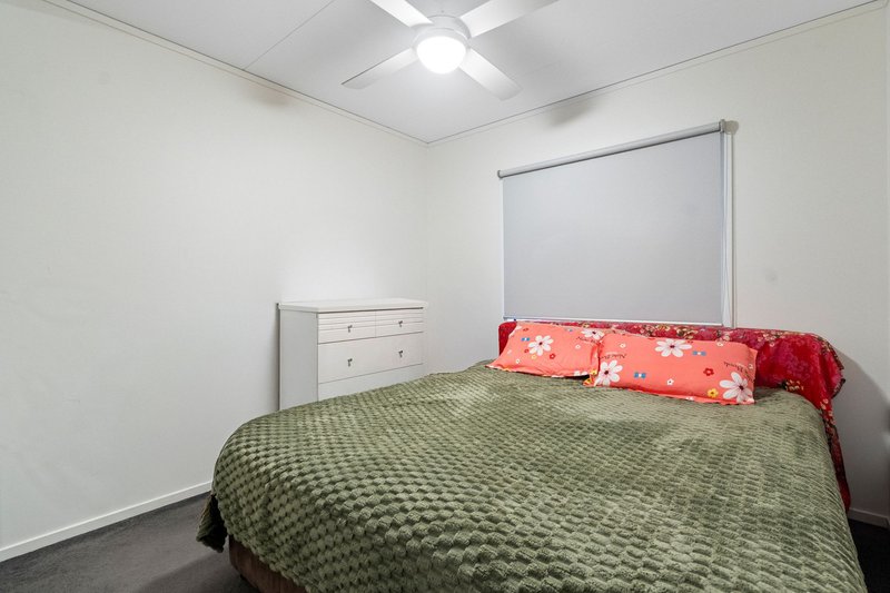 Photo - 7 Oakland Avenue, Woodridge QLD 4114 - Image 13
