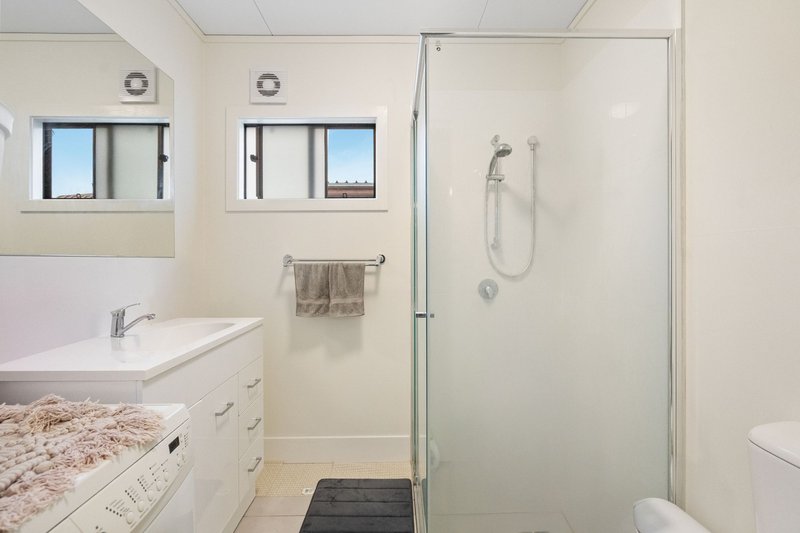 Photo - 7 Oakland Avenue, Woodridge QLD 4114 - Image 15