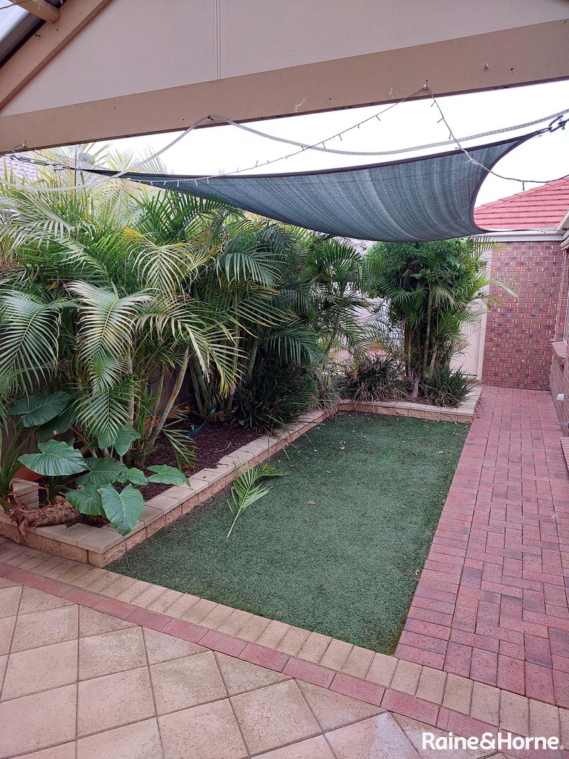 Photo - 7 Oakwood Street, Parafield Gardens SA 5107 - Image 16