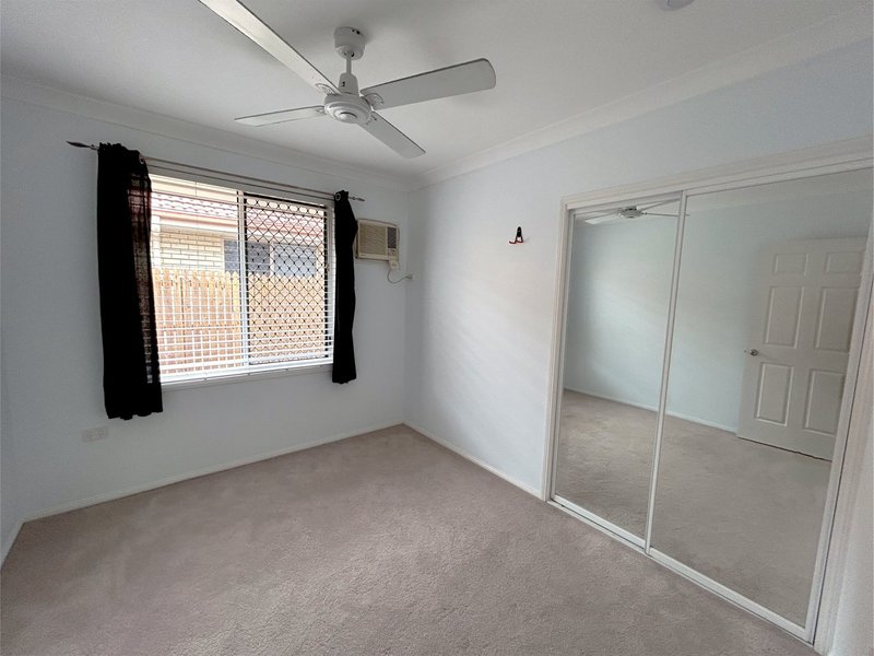 Photo - 7 Obersky Close, Brinsmead QLD 4870 - Image 11