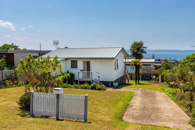 7 Ocean Road, Batehaven NSW 2536