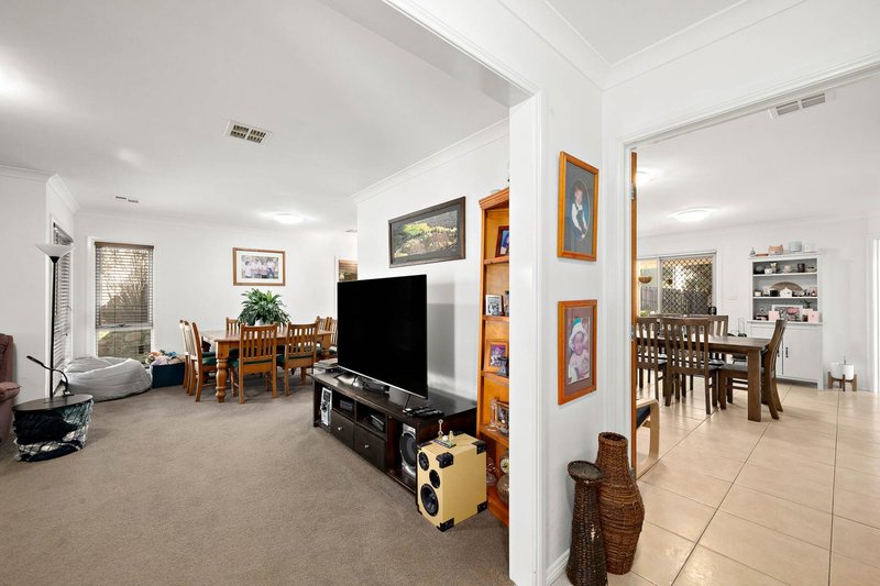 Photo - 7 Olary Street, Amaroo ACT 2914 - Image 12