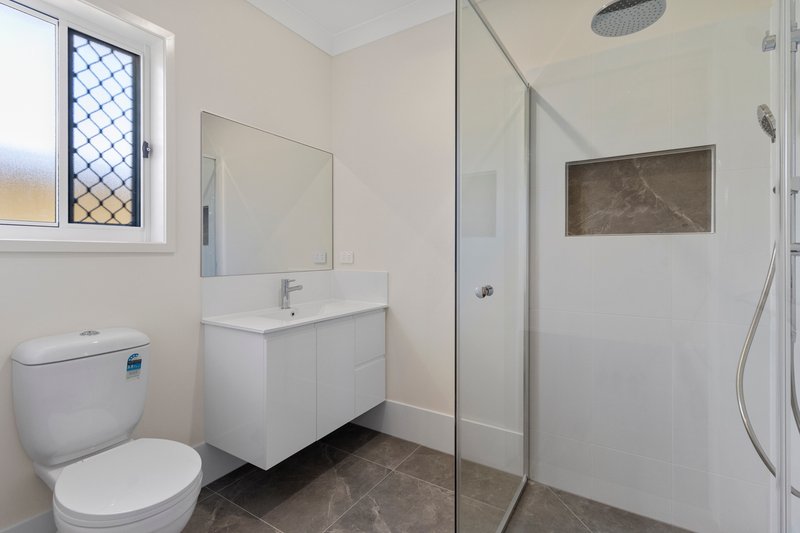 Photo - 7 Olearia Street, Morayfield QLD 4506 - Image 11