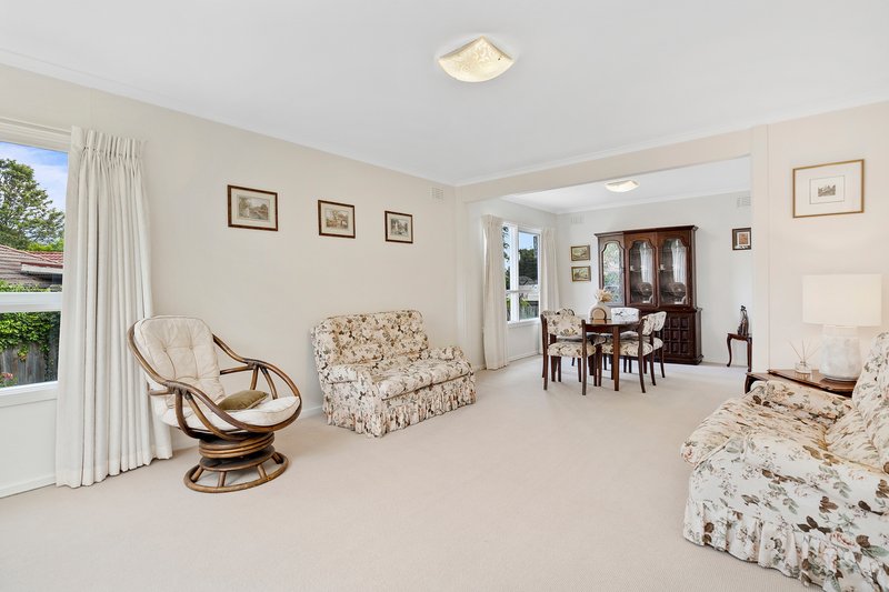 Photo - 7 Olympic Court, Forest Hill VIC 3131 - Image 5