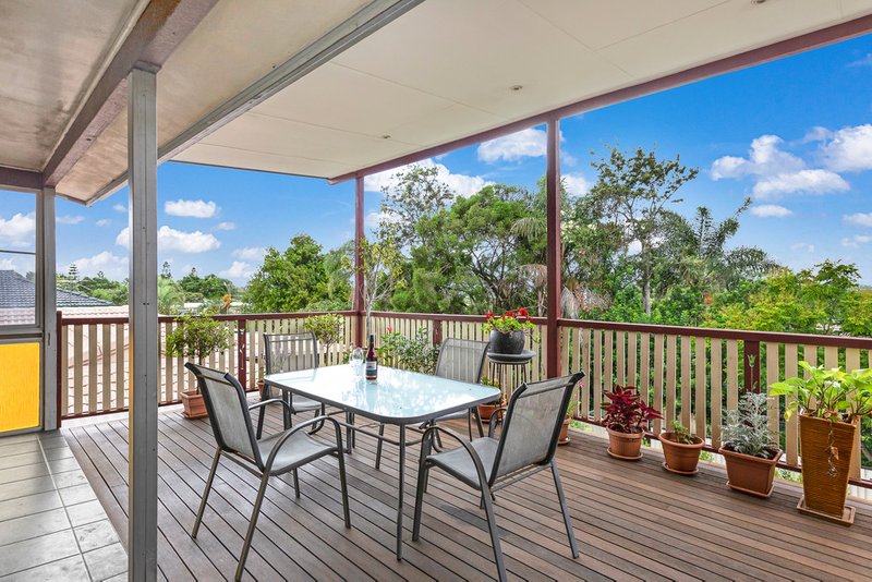 Photo - 7 Olympus Court, Eatons Hill QLD 4037 - Image 12