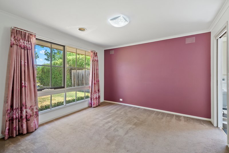 Photo - 7 Ontario Place, Rowville VIC 3178 - Image 8