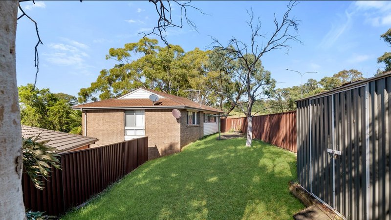 Photo - 7 Onyx Place, Eagle Vale NSW 2558 - Image 12