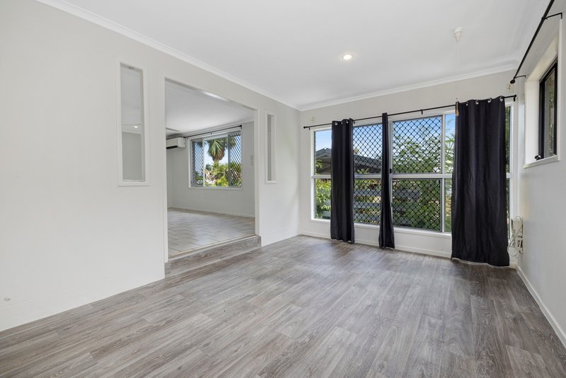 Photo - 7 Oolilpa Street, Mount Louisa QLD 4814 - Image 6