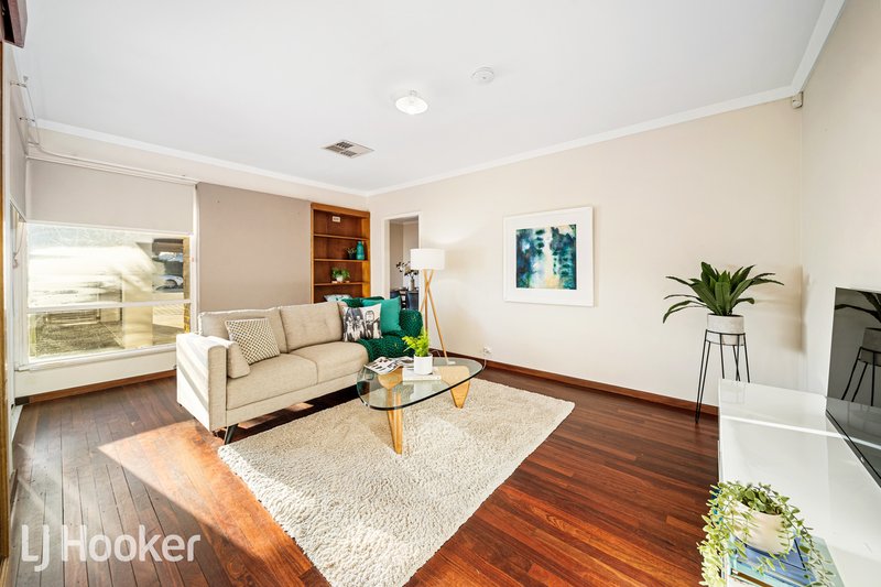 Photo - 7 Opal Place, Riverton WA 6148 - Image 3