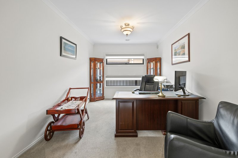 Photo - 7 Opperman Place, Point Cook VIC 3030 - Image 12