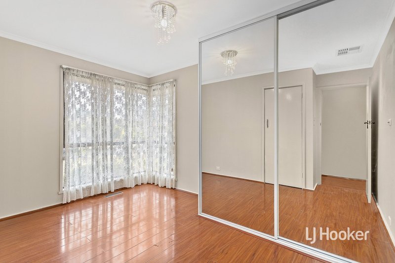 Photo - 7 Oppy Crescent, Hoppers Crossing VIC 3029 - Image 10