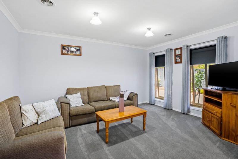 Photo - 7 Orchid Close, Ferntree Gully VIC 3156 - Image 6