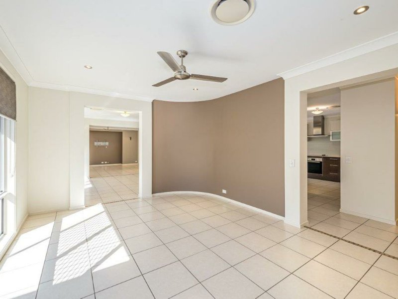 Photo - 7 Oriole Close, Banksia Beach QLD 4507 - Image 8