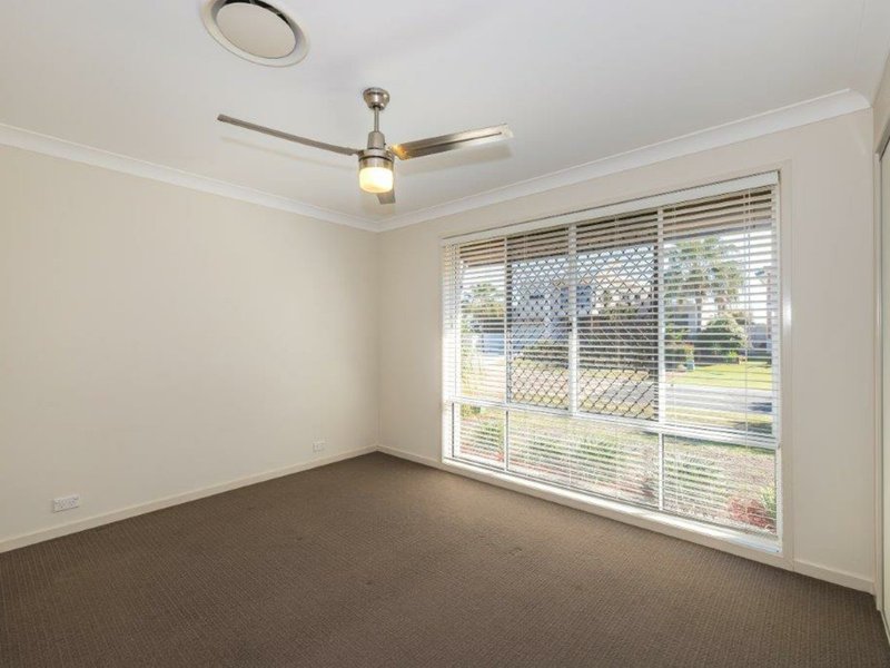 Photo - 7 Oriole Close, Banksia Beach QLD 4507 - Image 11