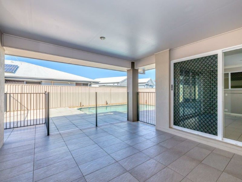 Photo - 7 Oriole Close, Banksia Beach QLD 4507 - Image 17