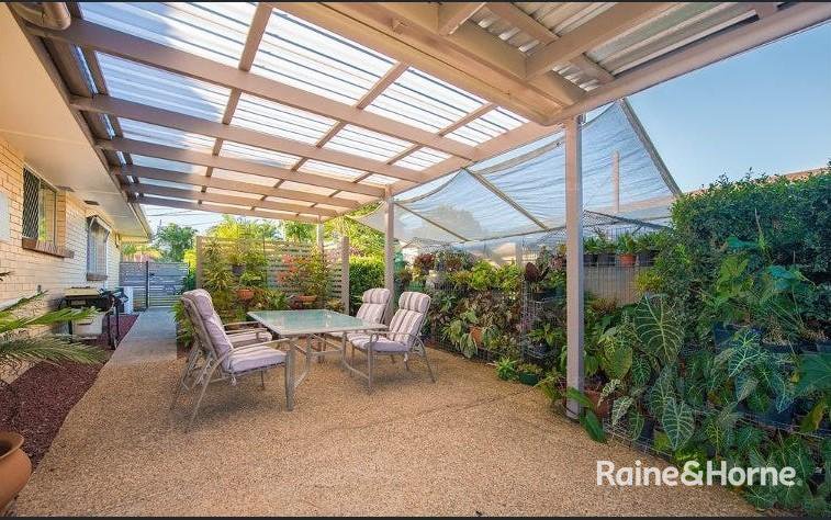 Photo - 7 Osanna Street, Daisy Hill QLD 4127 - Image 9