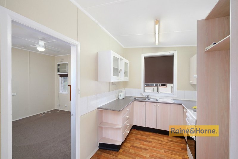 Photo - 7 Osborne Avenue, Umina Beach NSW 2257 - Image 2