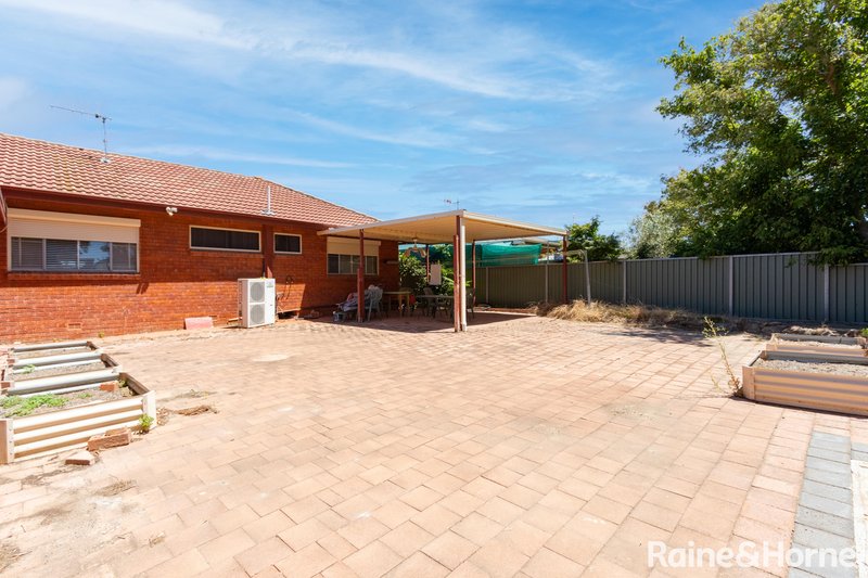 Photo - 7 Osborne Avenue, West Bathurst NSW 2795 - Image 11