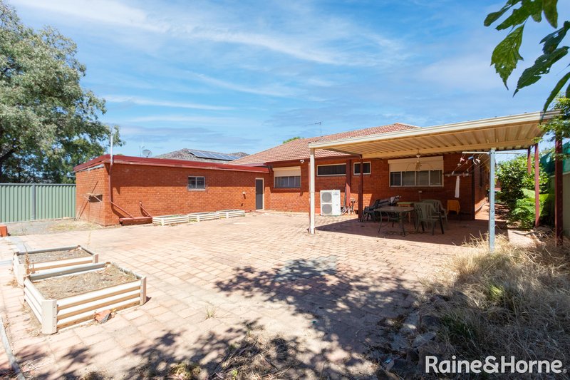 Photo - 7 Osborne Avenue, West Bathurst NSW 2795 - Image 12