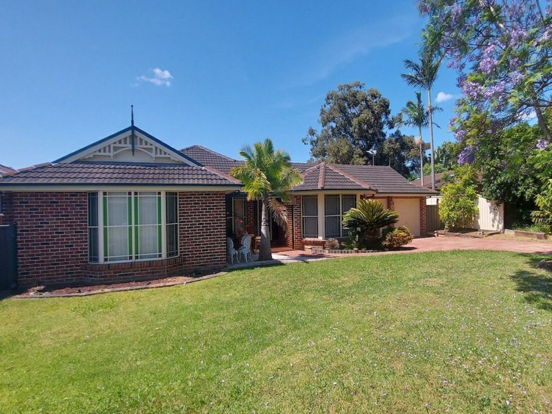 7 Paisley Close, St Andrews NSW 2566